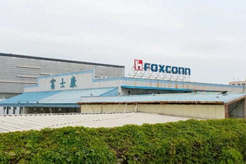 富士康轉投越南 1627億投資帶動就業潮，企業風評反轉背后的禮儀服務變革